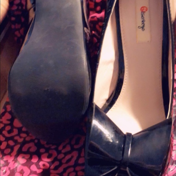 Peep toe stiletto - Picture 2 of 3